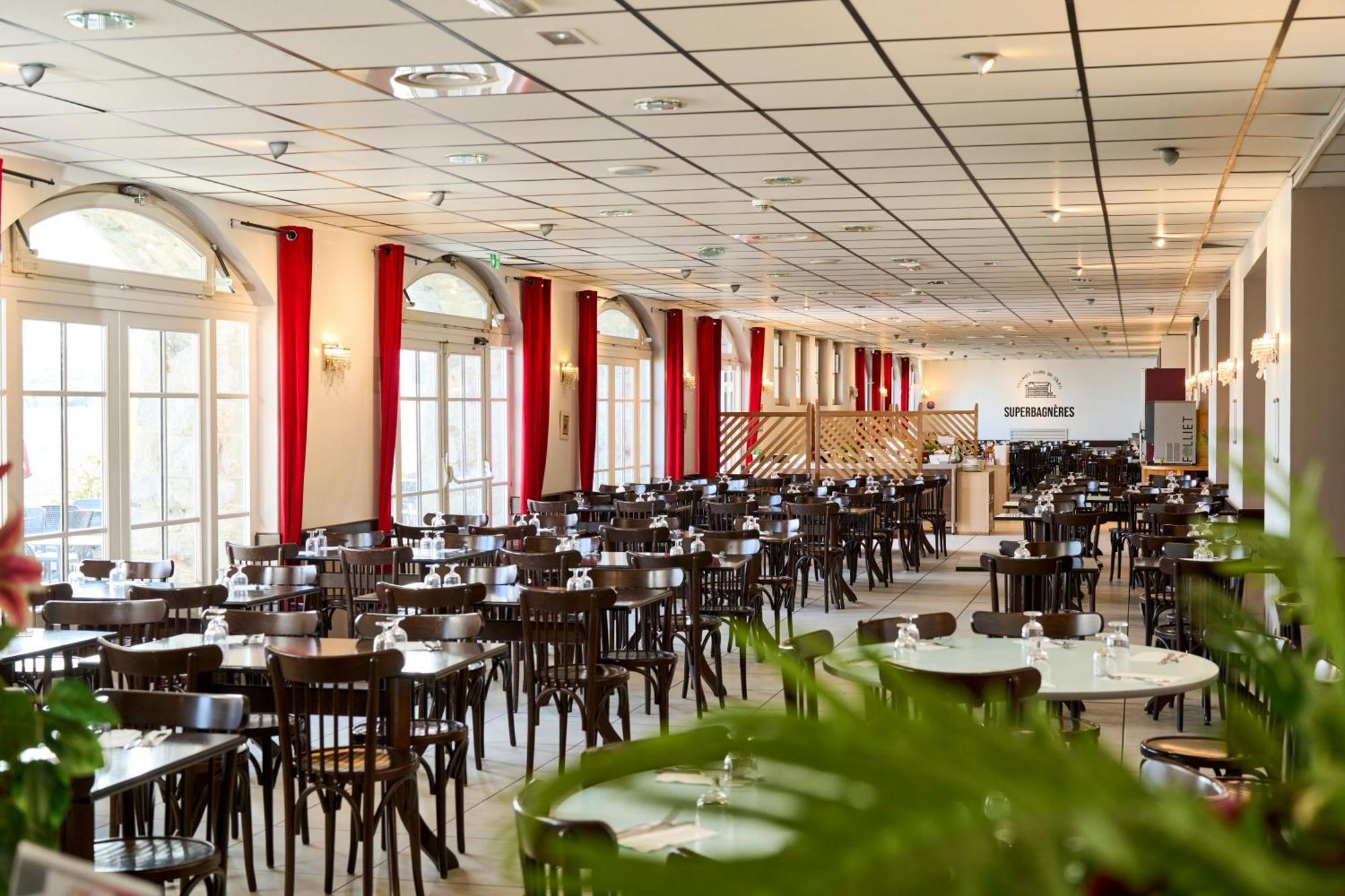 Villages Clubs Du Soleil - Superbagneres Hotel 3*